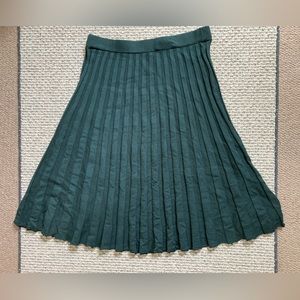 a new day Dark Green Mid-Rise Pleated Sweater Skirt